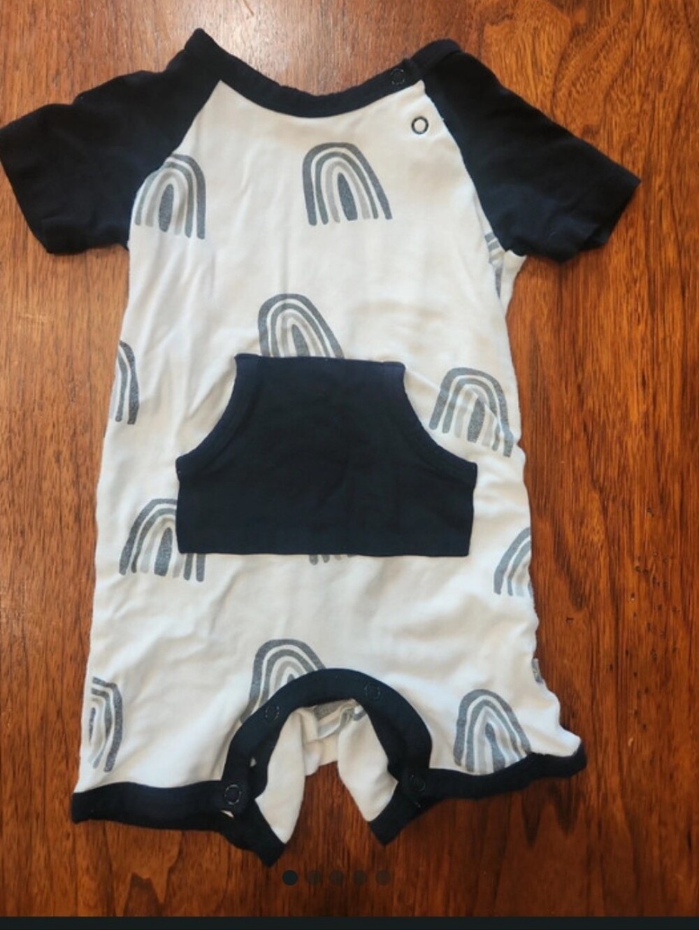 Kyte BABY 6-12 Months Black & Gray Rainbow Bamboo Short Sleeve Romper
